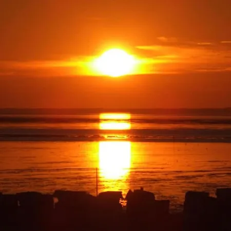 Janssen Comfortable Ferienhaus *